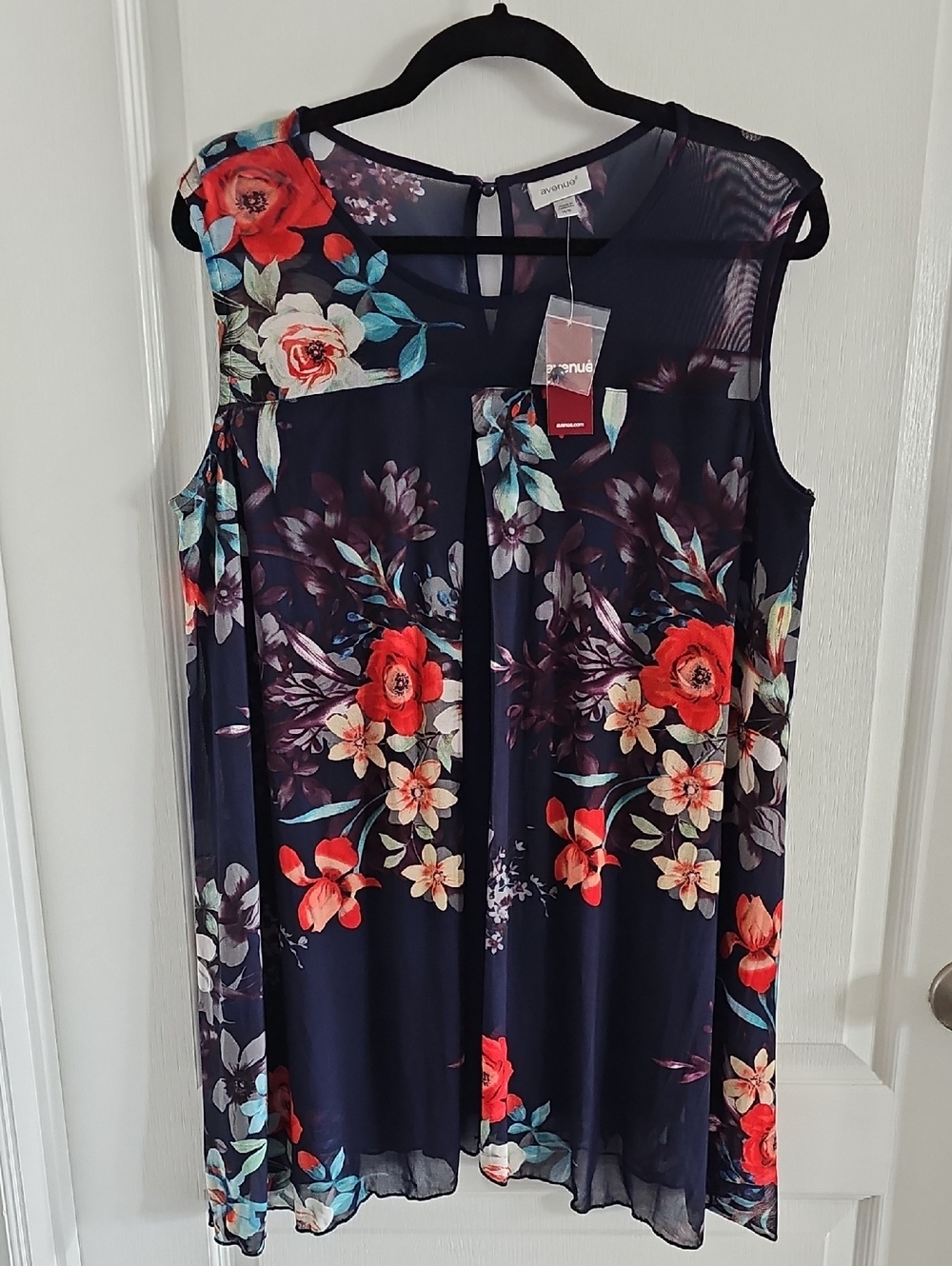 Avenue Navy Floral Midi Top with Red and Teal Blooms